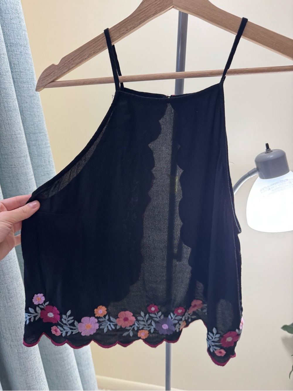 & Other Stories Black Floral Embroidered Scallop-Hem Cami